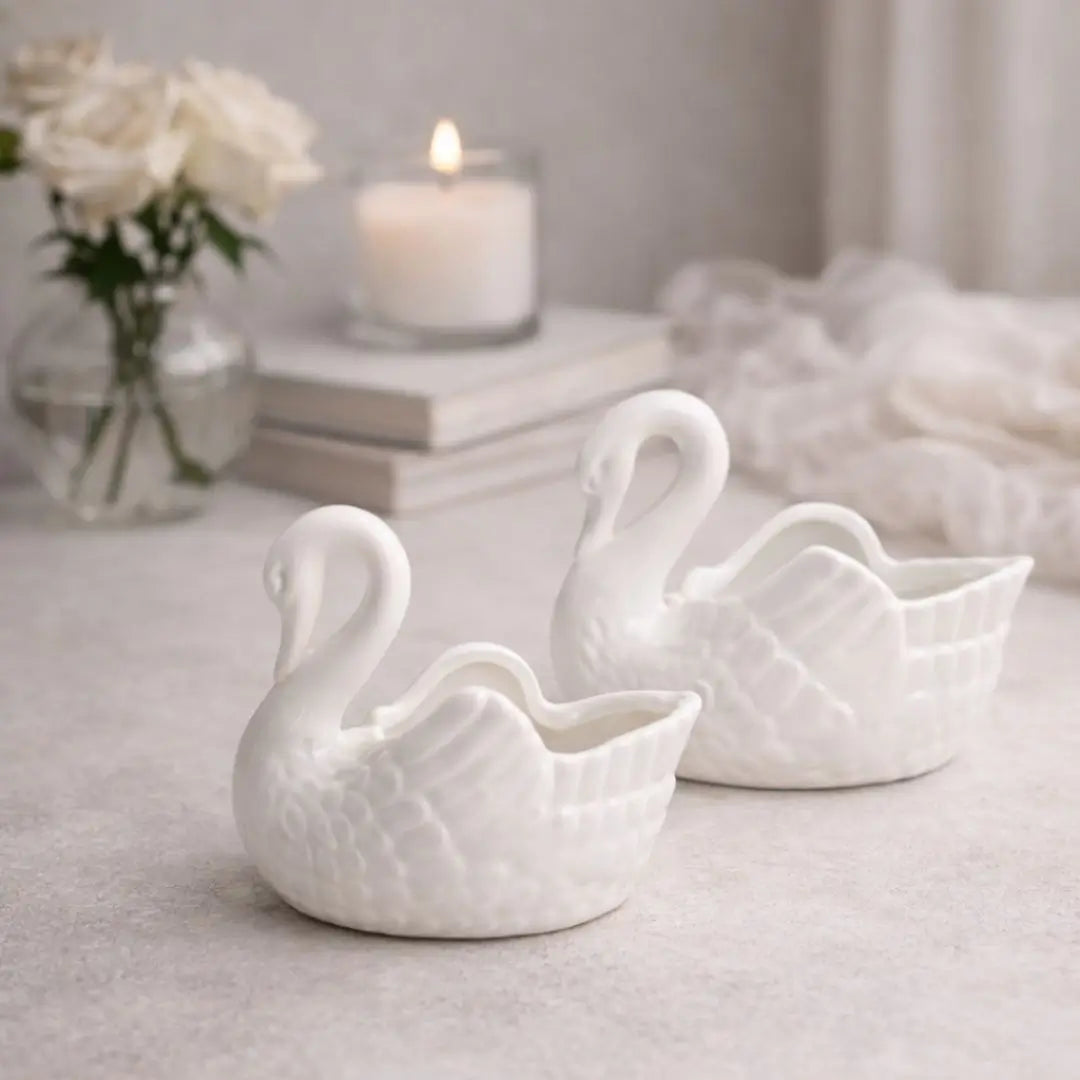 Elegant Swan Ceramic Decor Holder